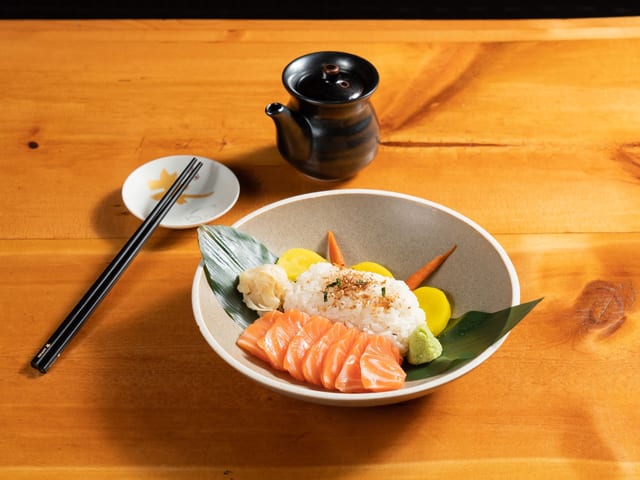 Sake Don/Tekka Don.