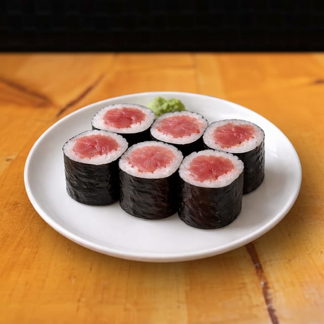Tuna Roll.