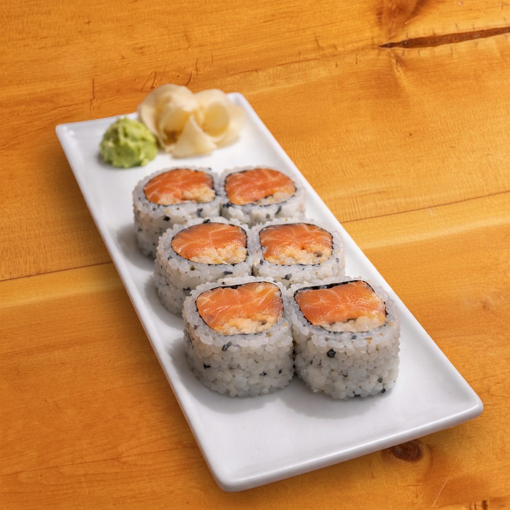 Crunchy Spicy Salmon Roll.
